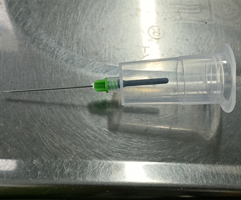Bezpieczne pobieranie krwi Uchwyt do probówki o średnicy 16 mm w celu zminimalizowania ekspozycji